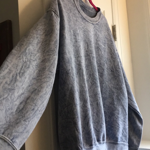 Baggy 80s style burnout blue sweatshirt - Picture 3 of 5